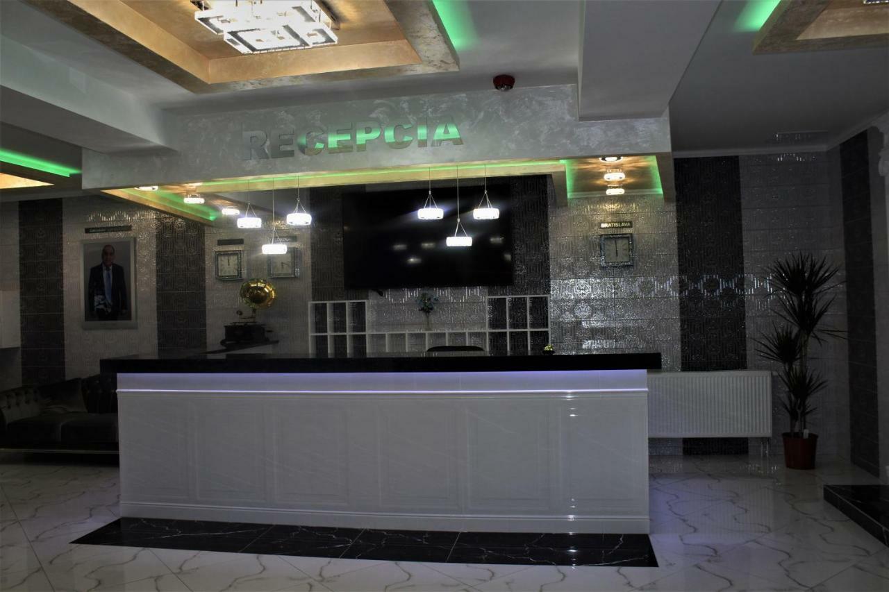 Hotel Chio Važec Buitenkant foto