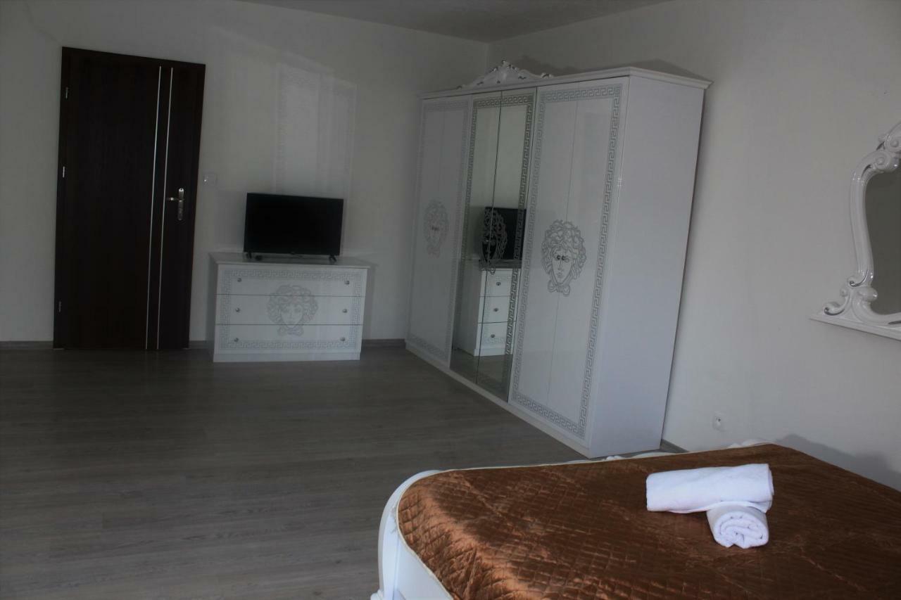 Hotel Chio Važec Buitenkant foto